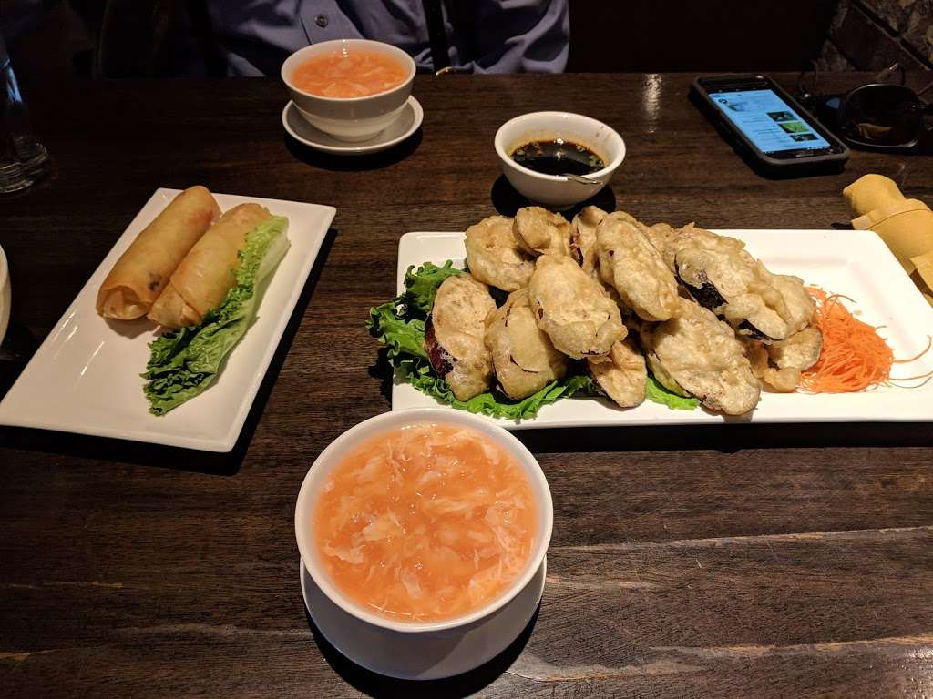 Bo Lings | 8973 Metcalf Ave, Overland Park, KS 66212, USA | Phone: (913) 341-1718