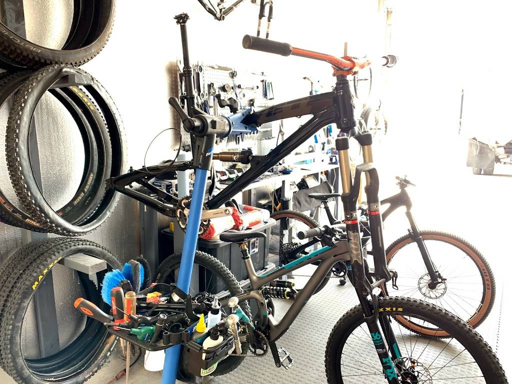 Mtb custom builds | 1407 N Baxter St, Anaheim, CA 92806, USA | Phone: (714) 724-3786