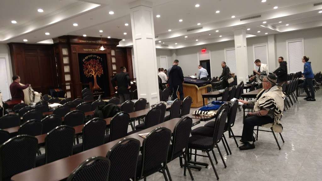 Congregation Bais Ephraim Yitzchok | 812 Peninsula Blvd, Woodmere, NY 11598, USA | Phone: (718) 677-0700