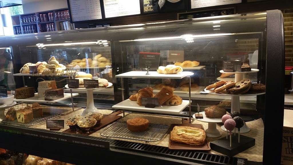 Starbucks | 898 Sepulveda Blvd, Harbor City, CA 90710 | Phone: (310) 891-1915