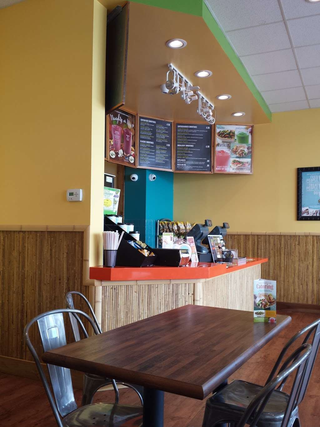 Tropical Smoothie Cafe | 9615 E County Line Rd, Englewood, CO 80112, USA | Phone: (303) 799-4133