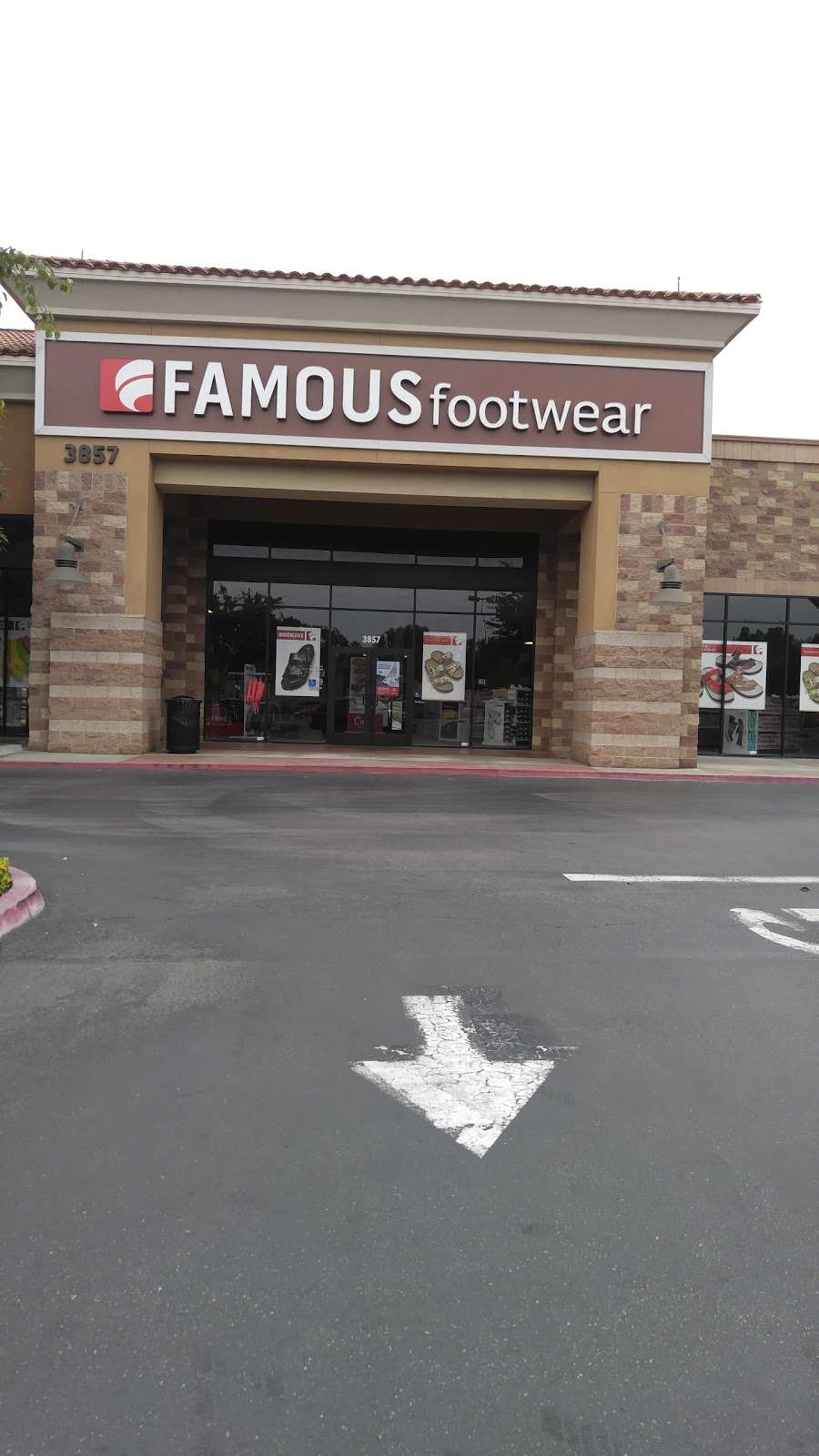 Famous Footwear | Spectrum Towne Center, 3857 Grand Ave, Chino, CA 91710 | Phone: (909) 664-9696
