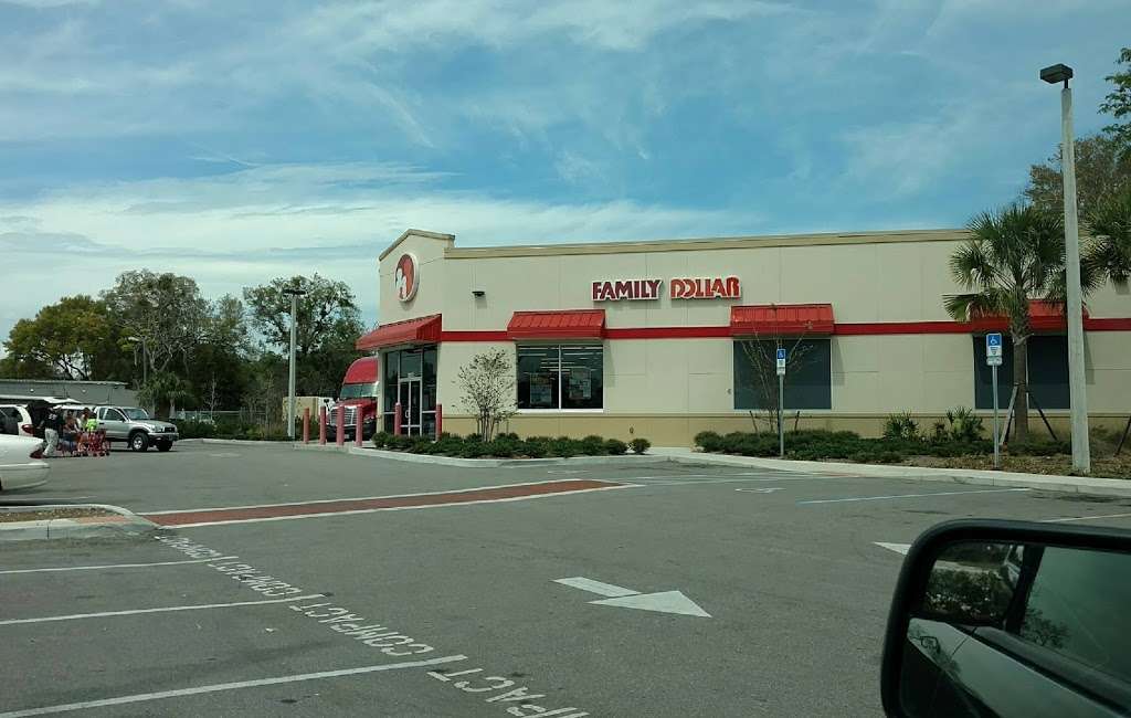 Family Dollar | 3077 N Orange Blossom Trail, Zellwood, FL 32798, USA | Phone: (321) 248-6011