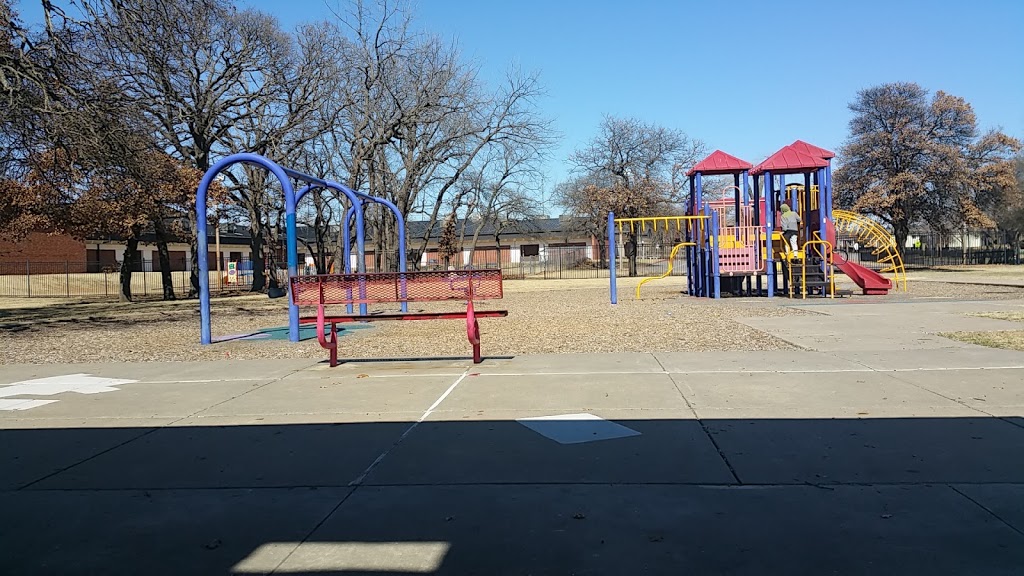 Lytle Park | 801 Greenvale Rd, Oklahoma City, OK 73127, USA | Phone: (405) 297-3882