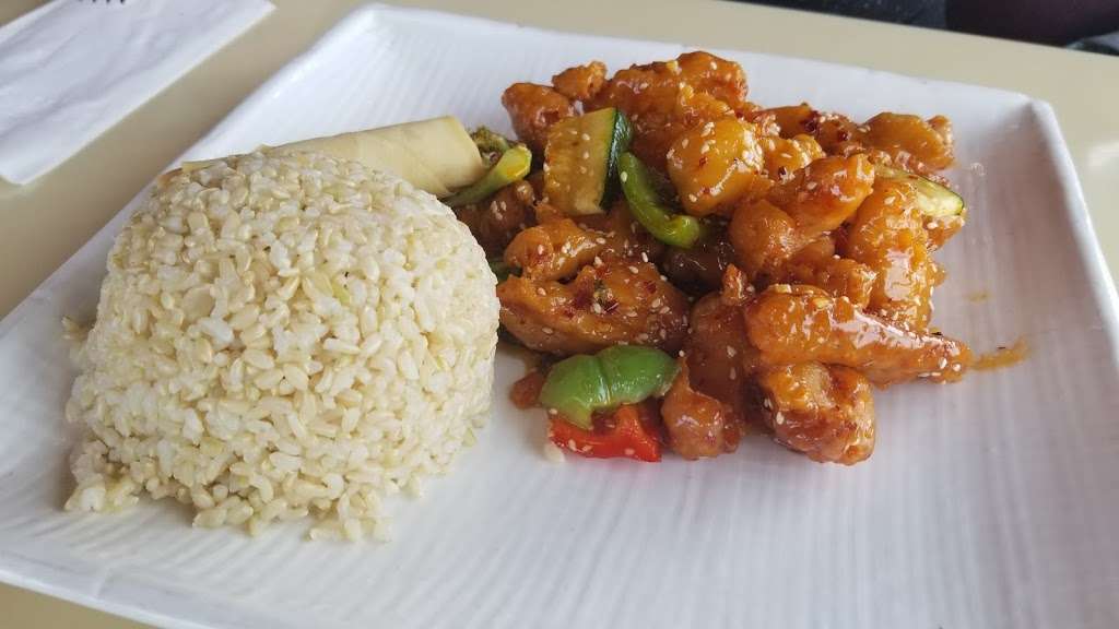 Blue Bay Asian Cafe | 12840 Holly St #180, Thornton, CO 80602, USA | Phone: (303) 920-2218