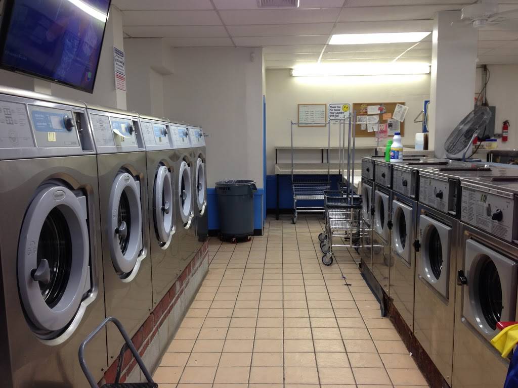 Sophia Laundromat | 215 Union Ave, Providence, RI 02909, USA | Phone: (401) 228-8706