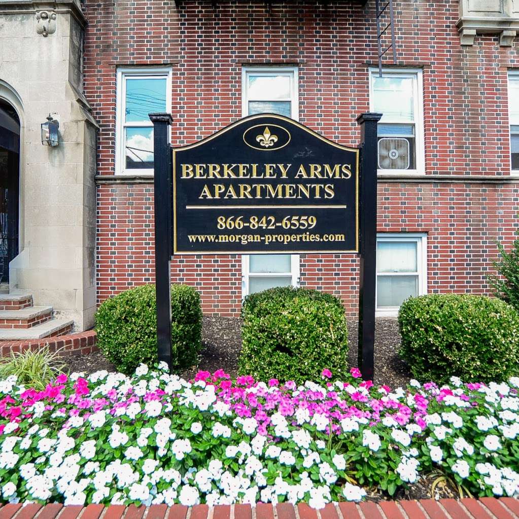 Berkeley Arms Apartment Homes | 154 Union Ave, Rutherford, NJ 07070, USA | Phone: (973) 679-4278