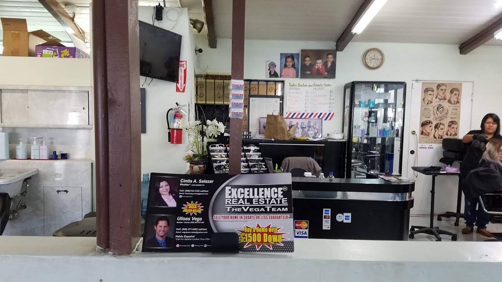 Licha Barber & Beauty Salon | 1359 E Highland Ave, San Bernardino, CA 92404, USA | Phone: (909) 474-1936