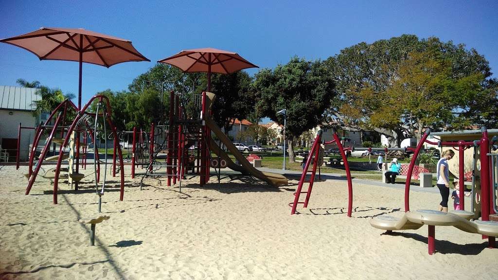 Perry Park | 2301 Grant Ave, Redondo Beach, CA 90278, USA | Phone: (310) 318-0610