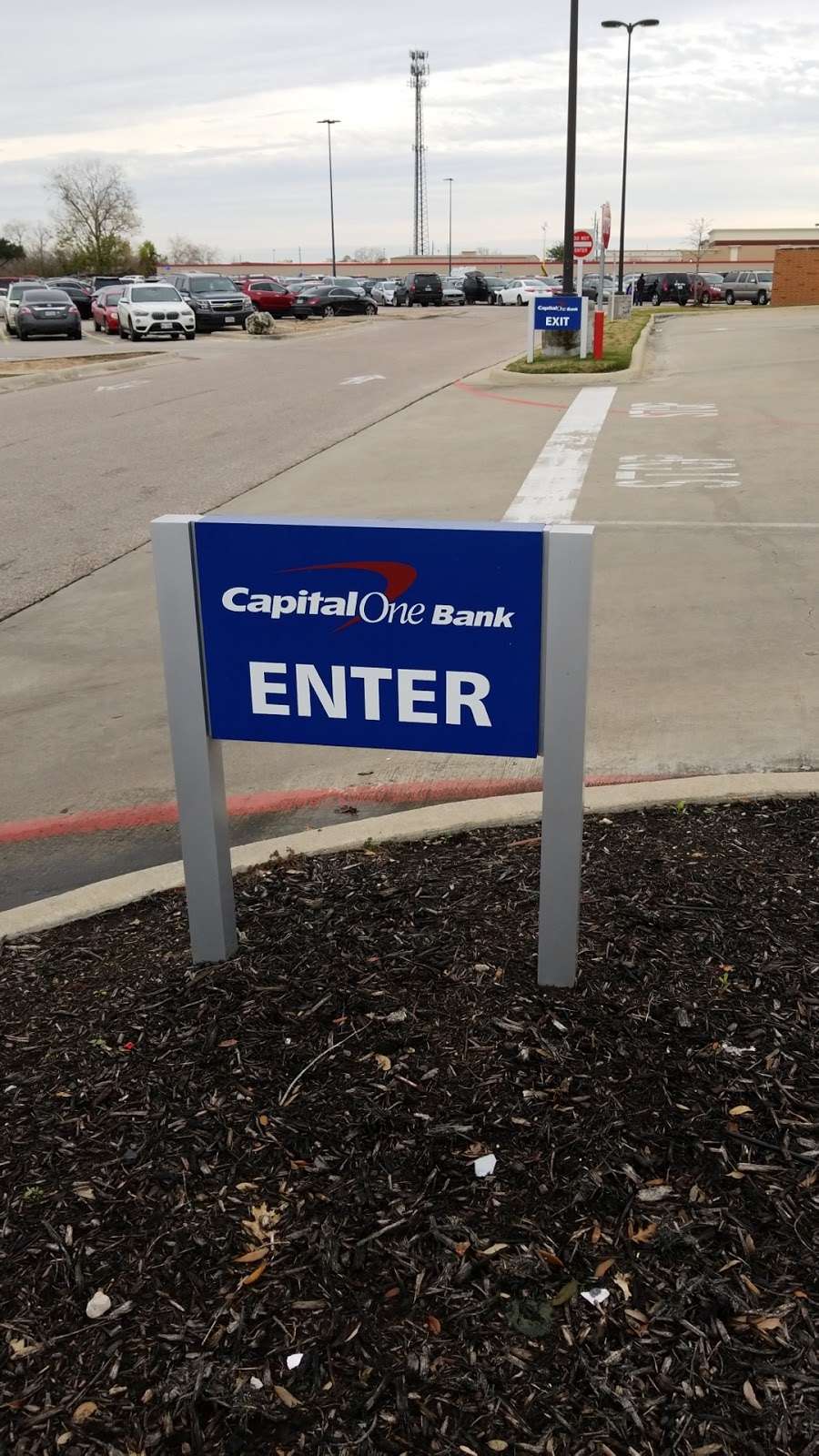 Capital One Bank | 10515 Broadway St, Pearland, TX 77584, USA | Phone: (281) 606-4005