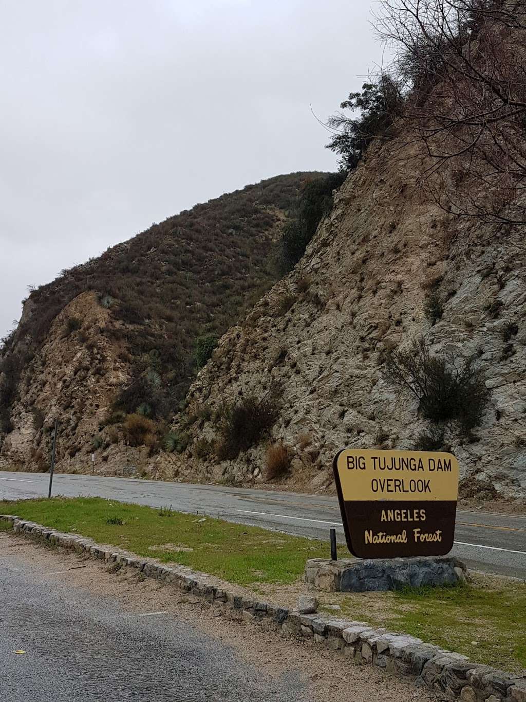 Big Tujunga Dam Overlook | Los Angeles County, Tujunga, CA 91042, USA