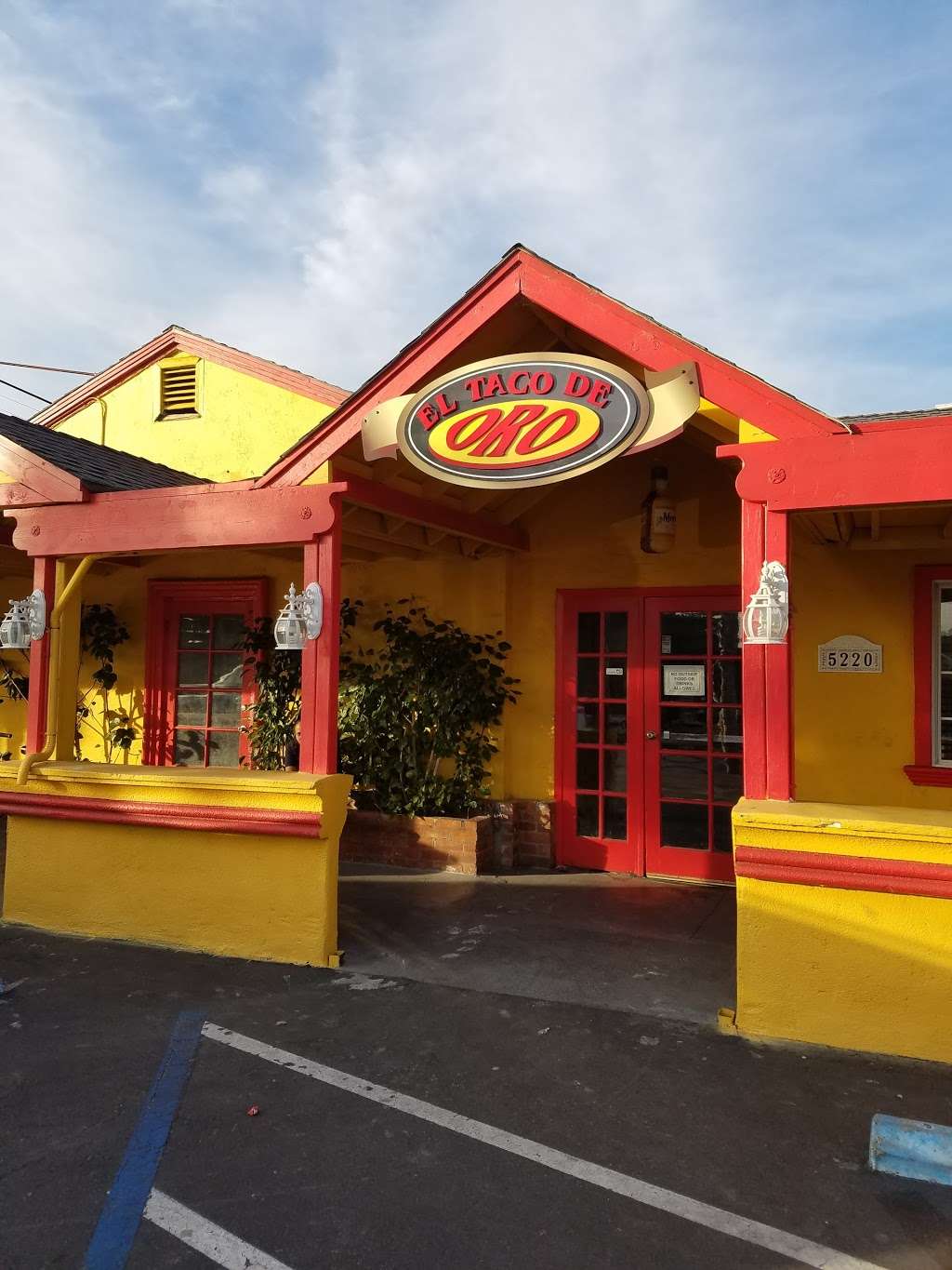 El Taco De Oro | 5220 N 1st St, Alviso, CA 95002, USA | Phone: (408) 941-0674