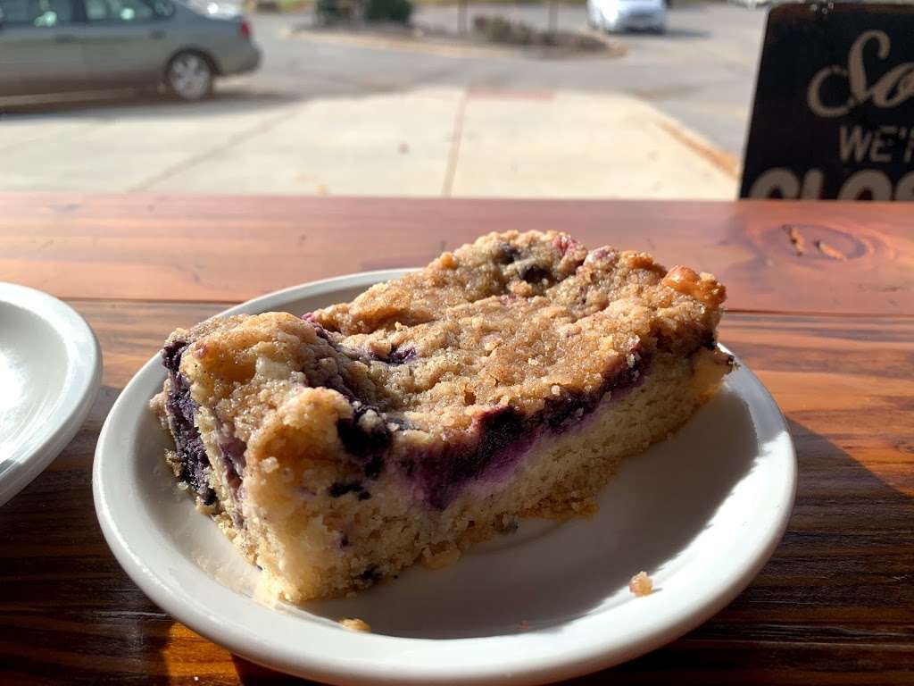 Mud Pie Bakery & Coffee | 7319 W 95th St, Overland Park, KS 66212, USA | Phone: (913) 283-8060