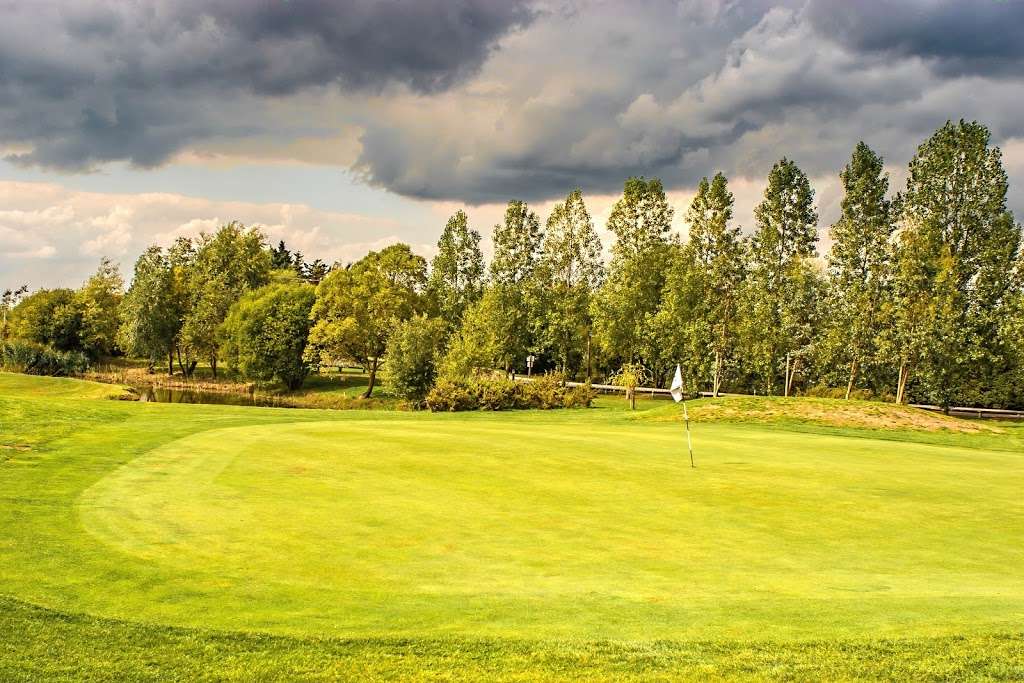 Langdon Hills Golf Country Club & Hotel | Lower Dunton Rd, Horndon on the Hill, Upminster RM14 3TY, UK | Phone: 01268 548444