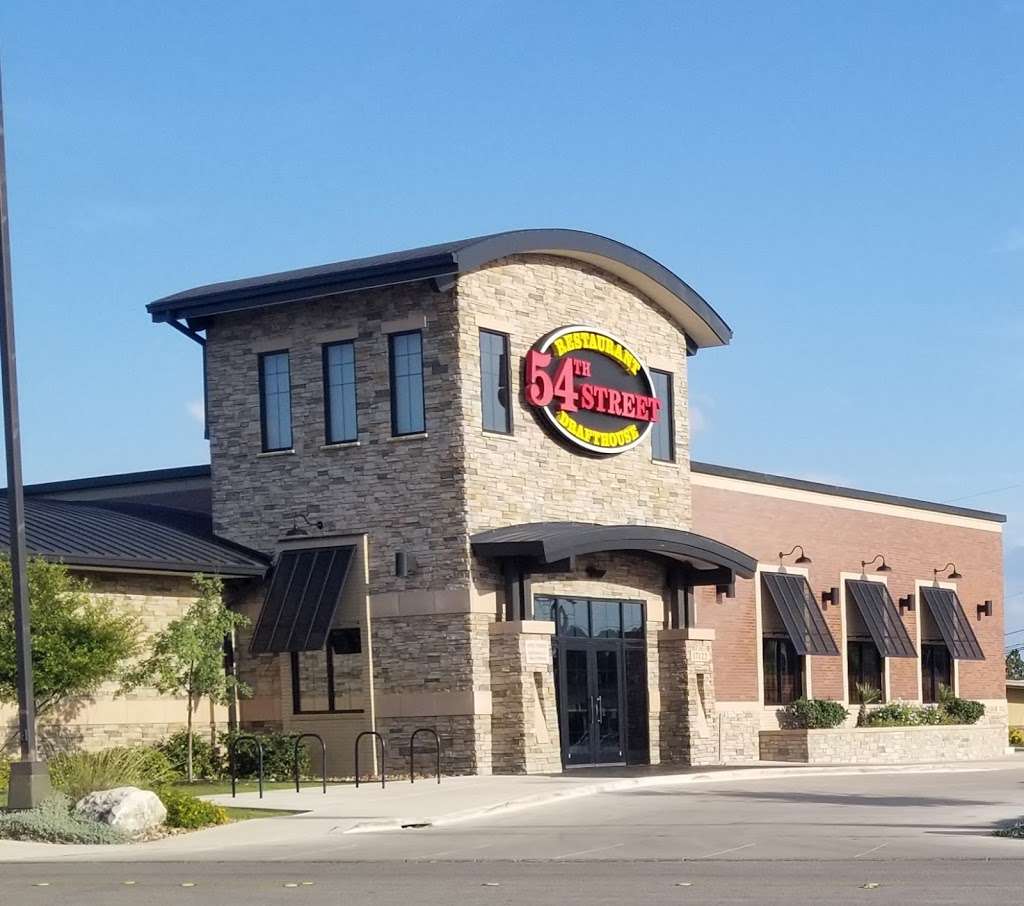 54th Street Restaurant & Drafthouse | 17122 IH 10 W, San Antonio, TX 78257, USA | Phone: (210) 690-5424