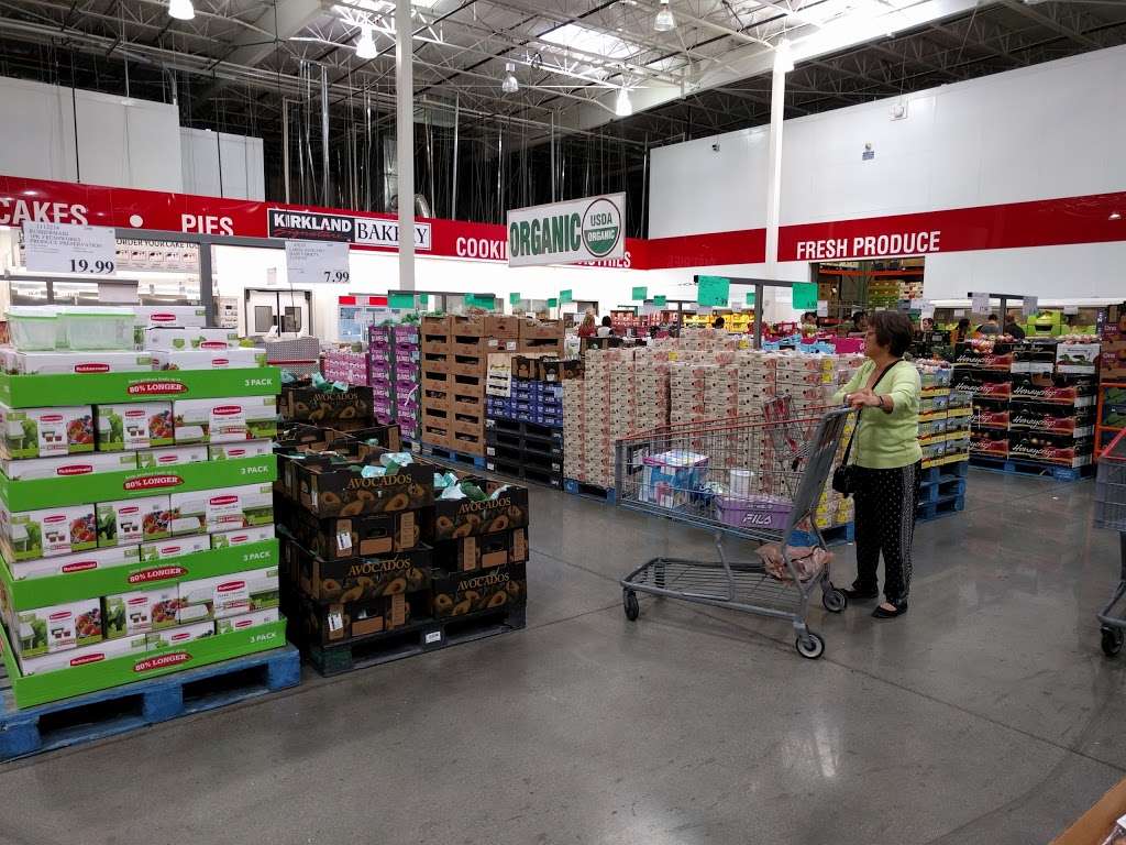 Costco Wholesale | 2700 Park Ave, Tustin, CA 92782, USA | Phone: (714) 338-1933