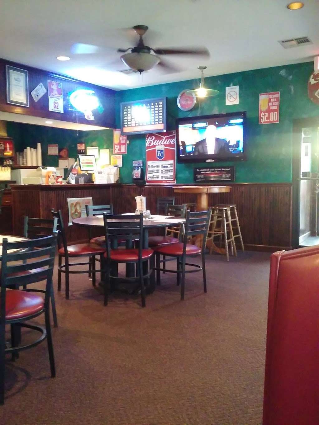 Pizza Stop | 7541 Leavenworth Rd, Kansas City, KS 66109, USA | Phone: (913) 334-2803