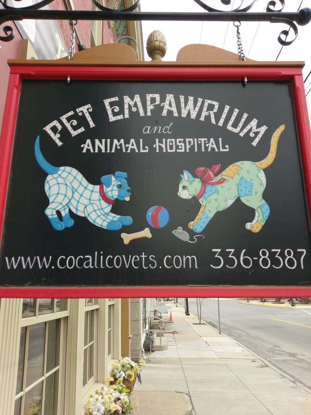 The Cocalico Cat & Gingham Dog Animal Hospital | 226 Main St, Denver, PA 17517, USA | Phone: (717) 336-8387