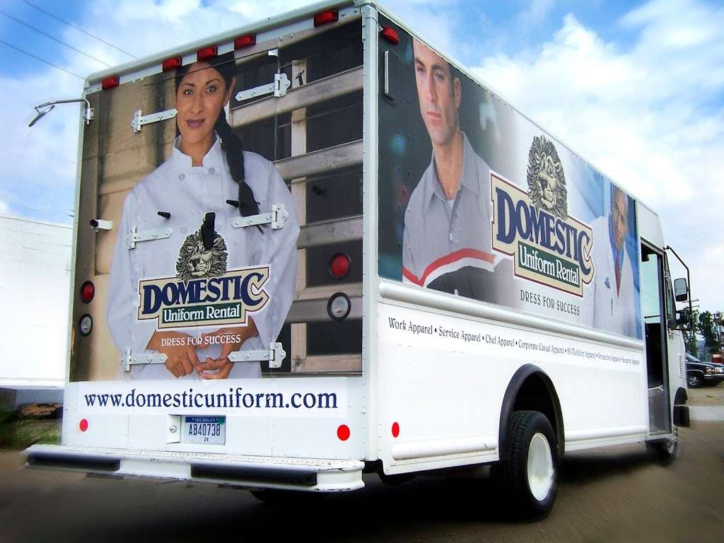 Domestic Uniform Rental | 3896 Grove Ave, Gurnee, IL 60031, USA | Phone: (847) 244-7600