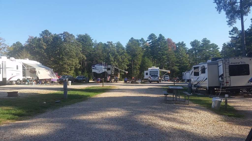 Cross Winds Family Campground | 160 Campground Ln, Linwood, NC 27299, USA | Phone: (336) 853-4567