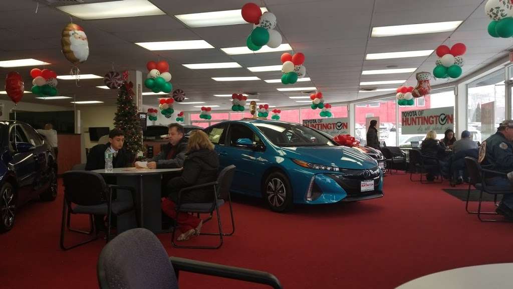 Toyota of Huntington | 1030 E Jericho Turnpike, Huntington Station, NY 11746, USA | Phone: (631) 423-6644