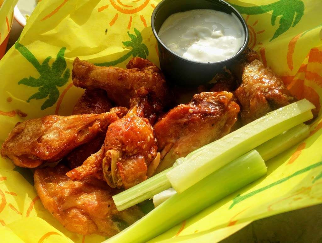 Sandbar | 40 S Ocean Blvd, Delray Beach, FL 33483, USA | Phone: (561) 665-4669