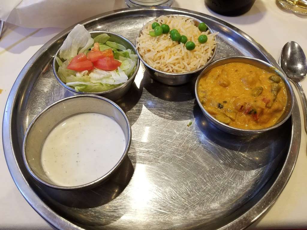 Indias Restaurant | 8921 E Hampden Ave, Denver, CO 80231 | Phone: (303) 755-4284