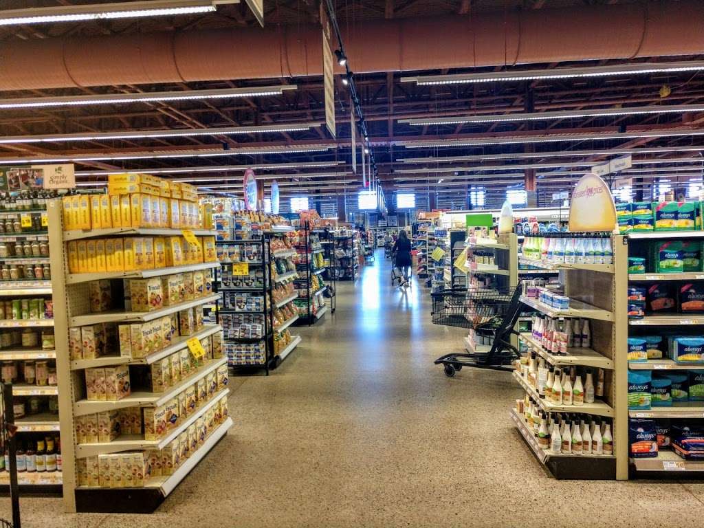 Wegmans | 600 Commerce Drive, Collegeville, PA 19426 | Phone: (484) 902-1500