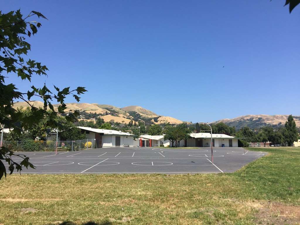 Noble Elementary School | 3466 Grossmont Dr, San Jose, CA 95132, USA | Phone: (408) 923-1935