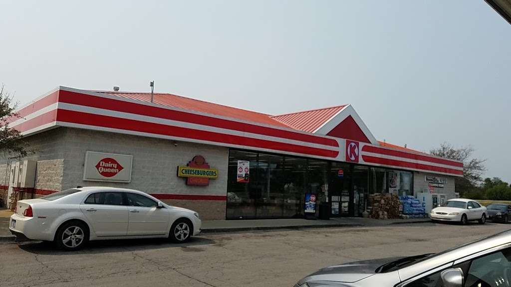Dairy Queen Store | 1035 E 2900 North Rd, Clifton, IL 60927, USA | Phone: (815) 694-3202