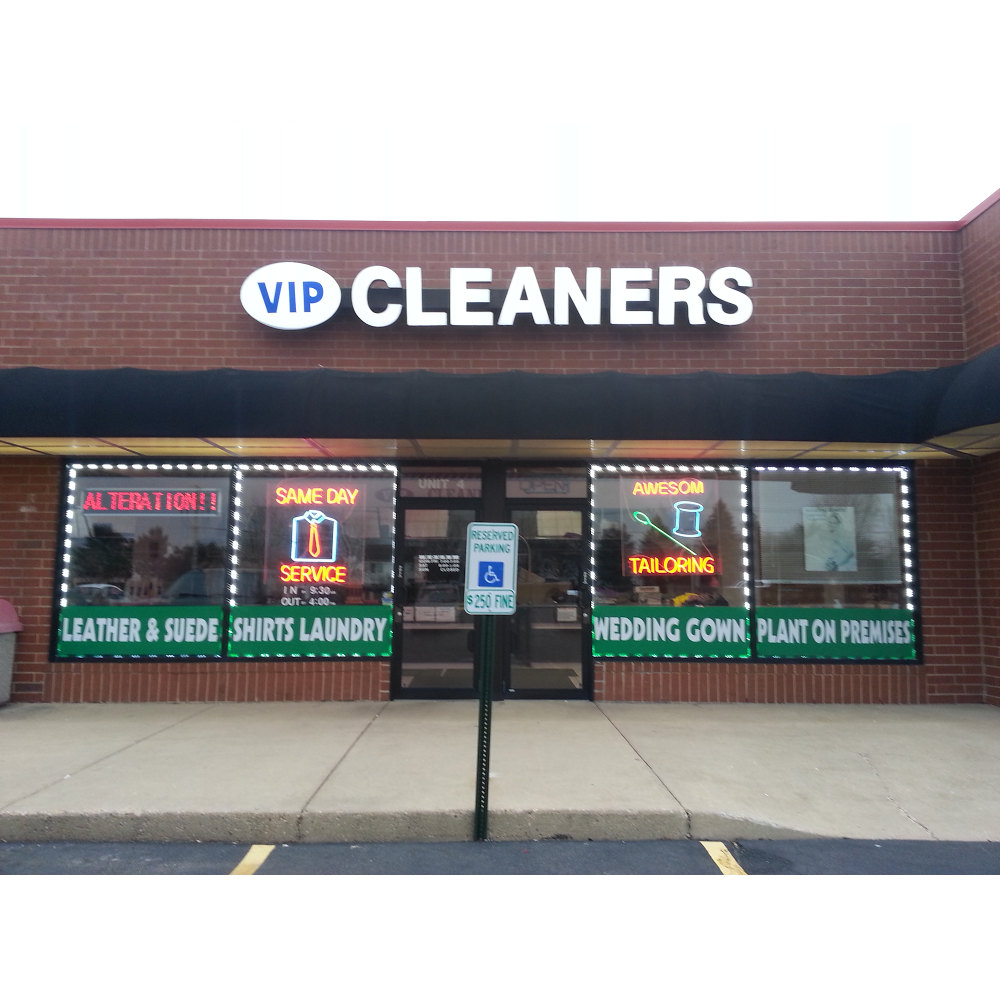 VIP Cleaners | 3450 Montgomery Rd #4, Aurora, IL 60504, USA | Phone: (630) 820-9123