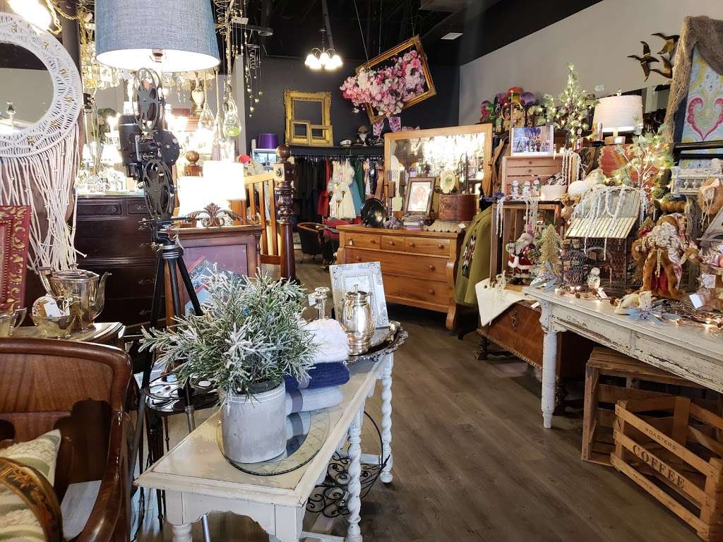 Vintique | 7885 W Sahara Ave #109, Las Vegas, NV 89117, USA | Phone: (702) 209-2767