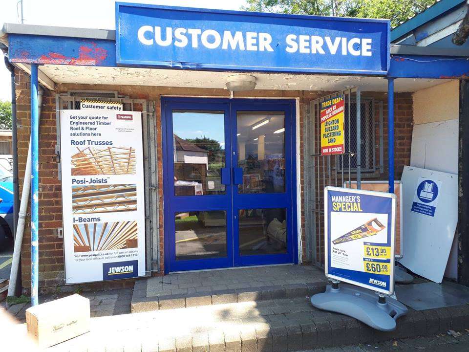 Jewson Ltd | Cape Rd, St Albans AL1 5DJ, UK | Phone: 01727 854588