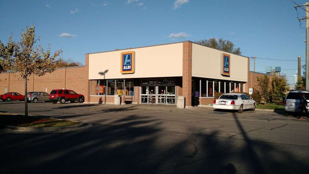 ALDI | 1508 W 47th St, Chicago, IL 60609, USA | Phone: (833) 462-3047