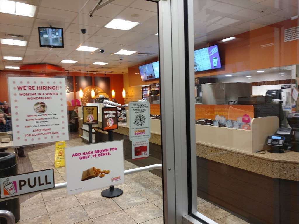 Dunkin Donuts | 477 Beach St, Revere, MA 02151, USA | Phone: (781) 284-9815