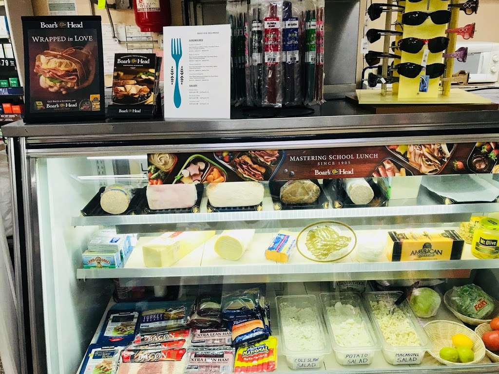 Bray Ave Deli And Grocery | 190 Bray Ave, North Middletown, NJ 07748 | Phone: (732) 495-6766