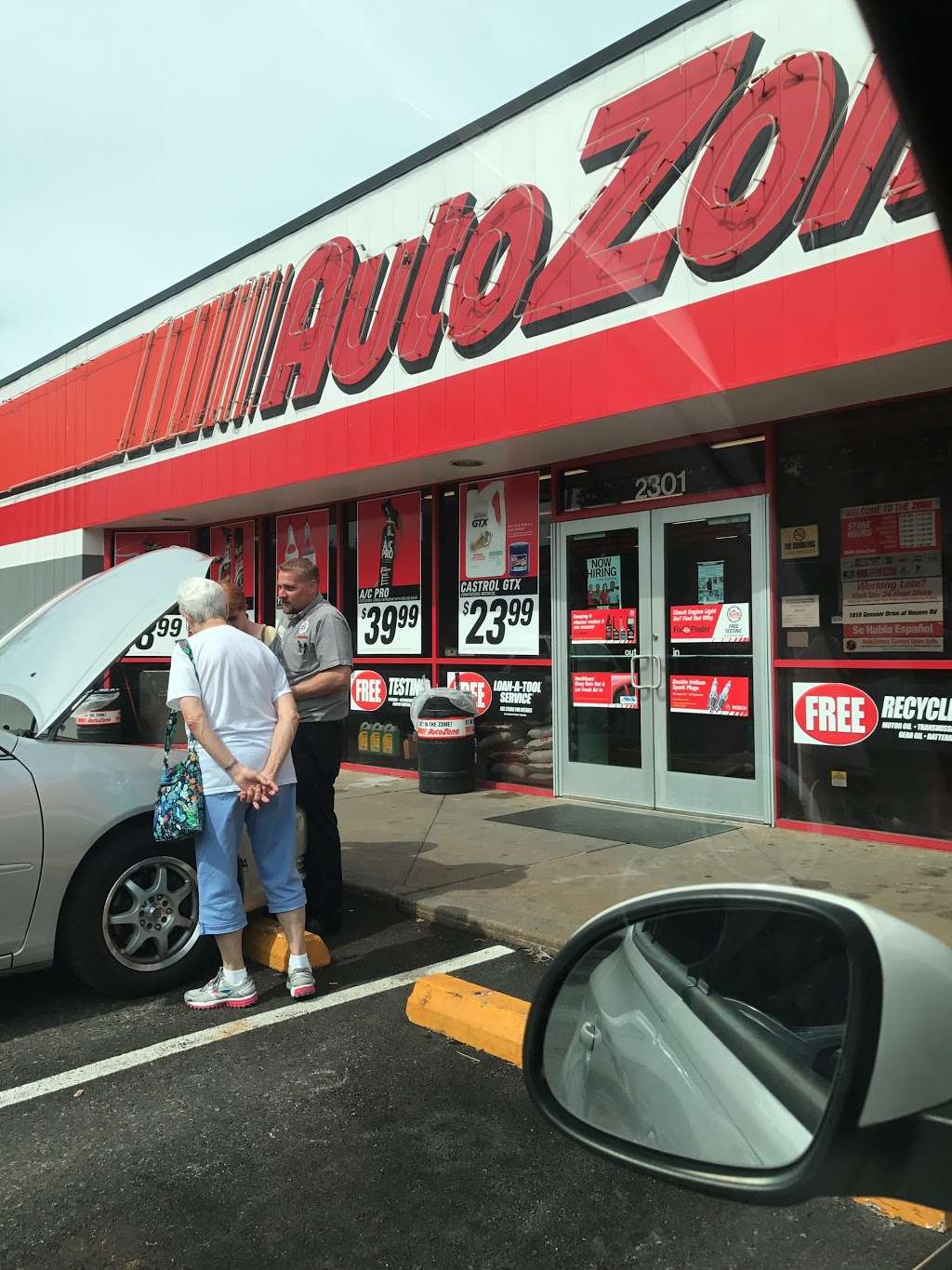 AutoZone Auto Parts | 2301 Montrose Blvd, Houston, TX 77006, USA | Phone: (713) 522-8482