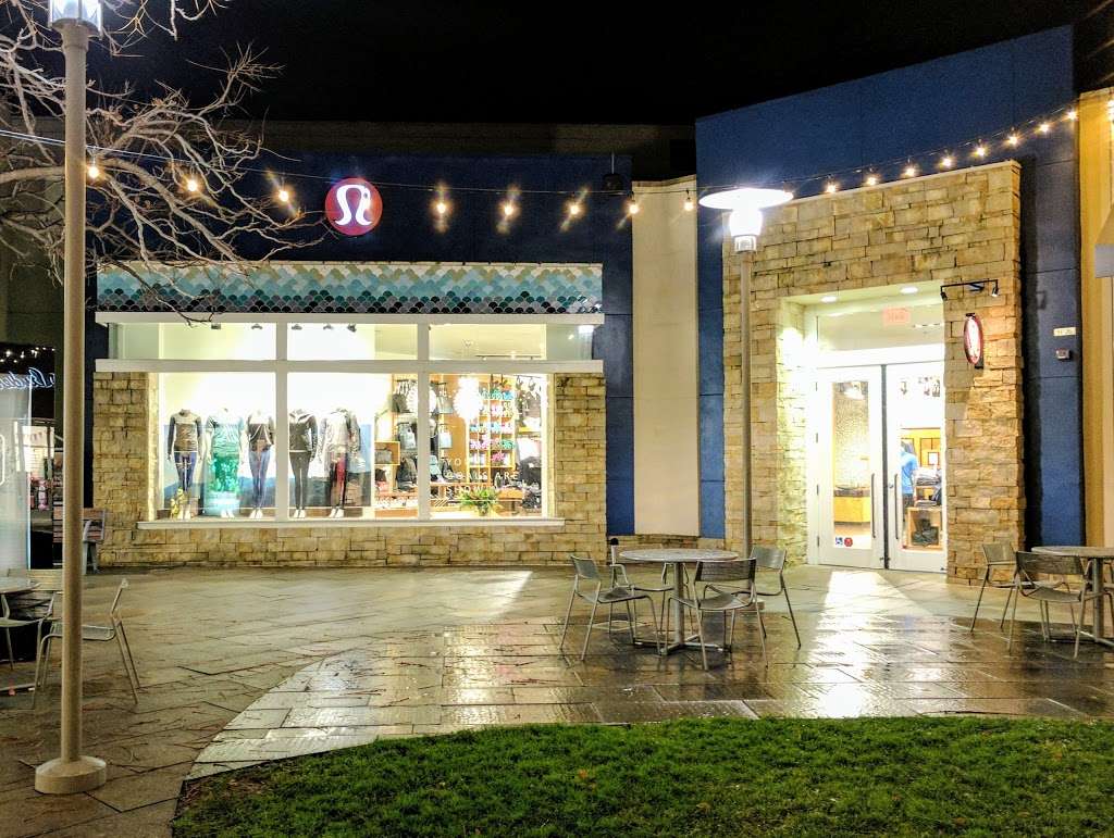 lululemon | 1620 Redwood Hwy D019, Corte Madera, CA 94925 | Phone: (415) 927-2891