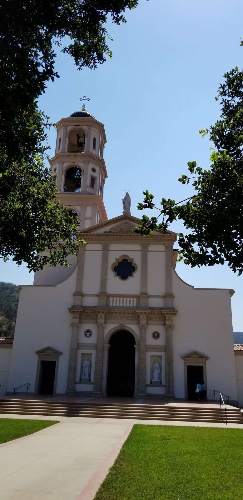 Chapel of Our Lady of the Most Holy Trinity | Santa Paula, CA 93060 | Phone: (805) 525-4417