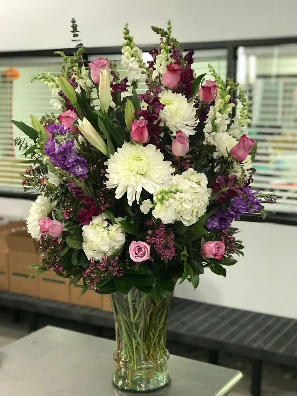 Sicolas Florist | 5616 Pinemont Dr, Houston, TX 77092, USA | Phone: (713) 742-6527