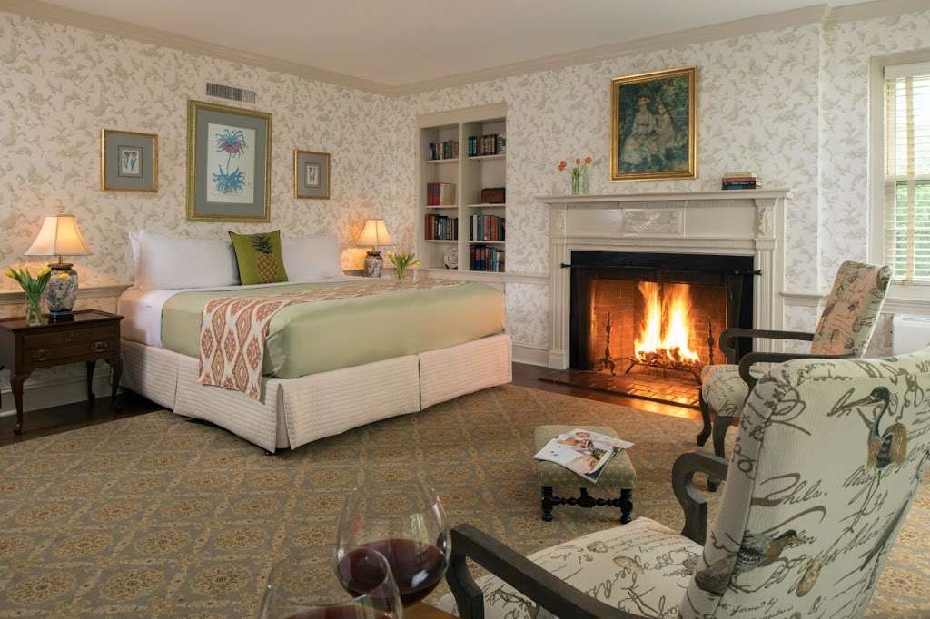 Great Oak Manor | 10568 Cliff Rd, Chestertown, MD 21620, USA | Phone: (410) 778-5943