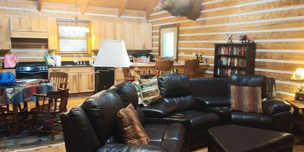 Log Home Guest House | 15730 SE 112th Ln, Ocklawaha, FL 32179, USA