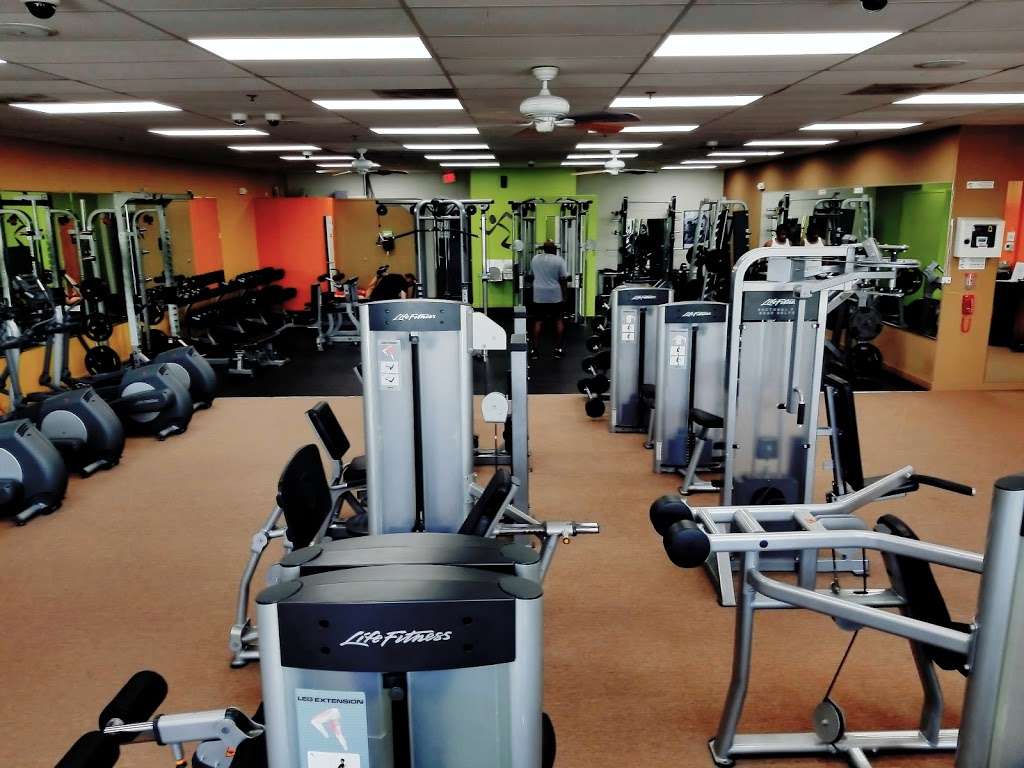 Anytime Fitness Germantown | 18319 Leaman Farm Rd, Germantown, MD 20874, USA | Phone: (301) 515-4040