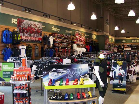 DICKS Sporting Goods | 17780 Garland Groh Blvd, Hagerstown, MD 21740 | Phone: (240) 420-0140