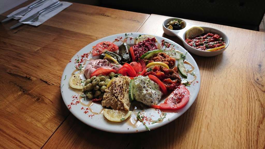 Hattush Mediterranean Restaurant | 68-70 Honor Oak Park, London SE23 1DY, UK | Phone: 020 8291 1447