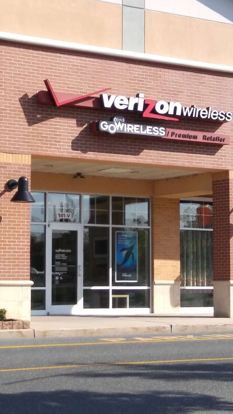 Verizon Authorized Retailer – GoWireless | 141 US-130 Suite V, Cinnaminson, NJ 08077, USA | Phone: (856) 829-8600