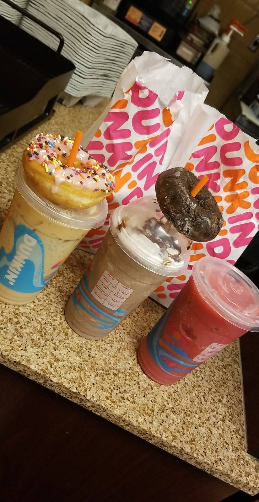 Dunkin Donuts | 151 W Layton Ave, Milwaukee, WI 53207, USA | Phone: (414) 763-0677