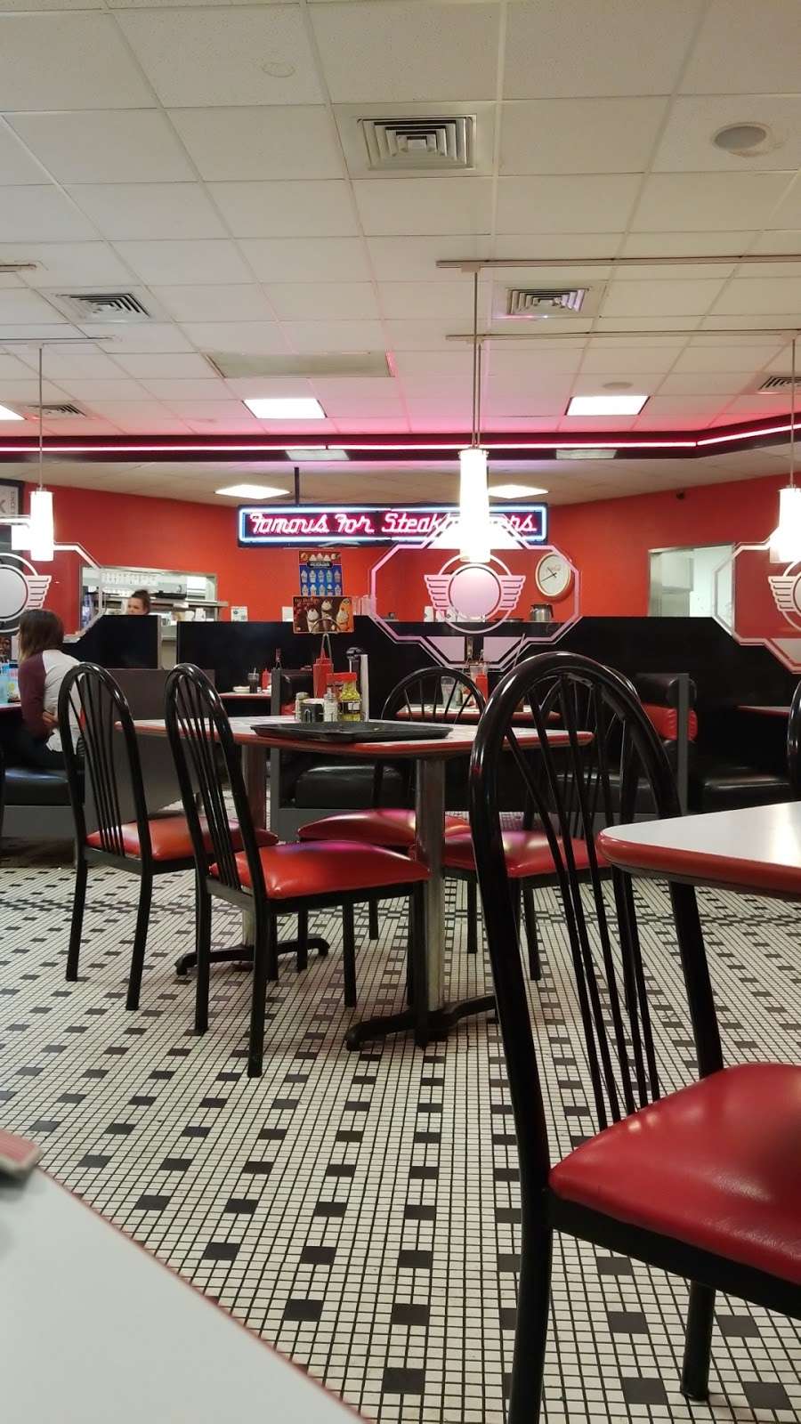 Steak n Shake | 9500 NE Barry Rd, Kansas City, MO 64157, USA | Phone: (816) 407-1007