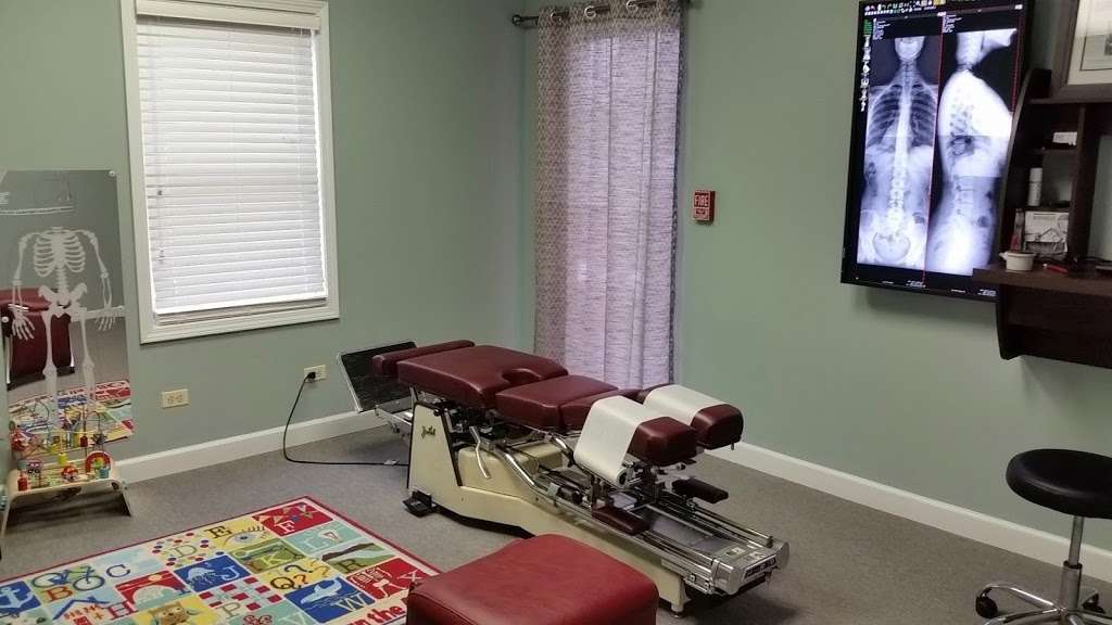 Hart Chiropractic Center | 1803 W State St #150, Geneva, IL 60134, USA | Phone: (630) 262-1421