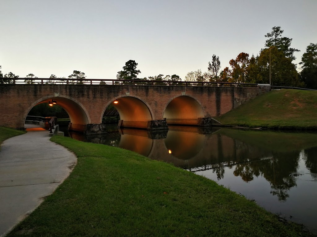 Alden Bridge Park | 7725 Alden Bridge Drive, The Woodlands, TX 77382, USA | Phone: (281) 210-3800